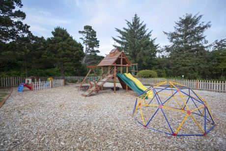 Surfrider Resort - Play Area