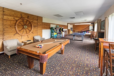 Surfrider Resort - Play Room