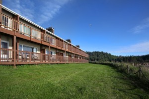 Surfrider Resort - Rooms with a Balcony