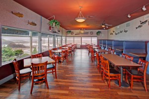 Surfrider Resort - Dining Room